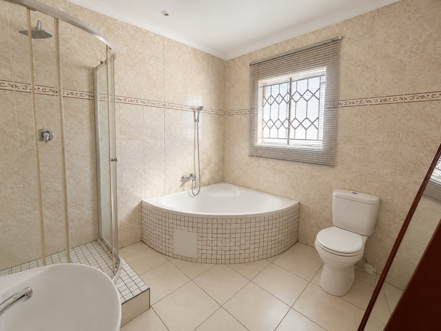 3 Bedroom Property for Sale in Tlhabane West North West
